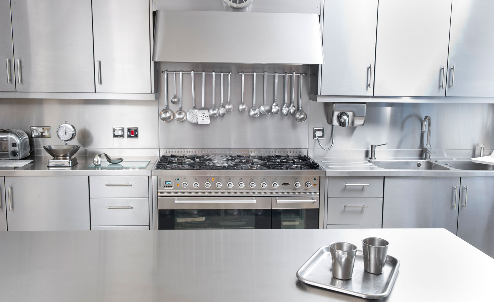how to find the best kitchen steel fabrication in Chicago