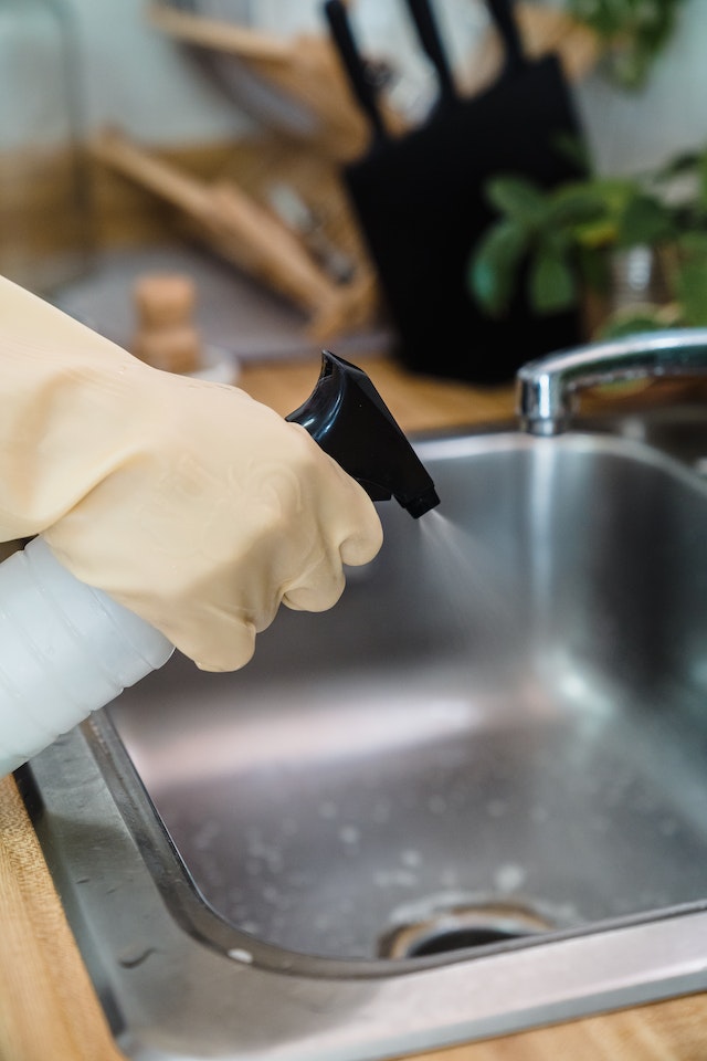 Cleaning Tips for Food Service Back